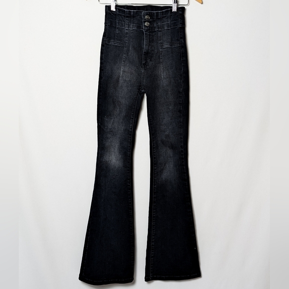 FREE PEOPLE Jayde Flare Jeans We The Free Wide Leg Bell Bottoms Washed Black 25 - Picture 8 of 13